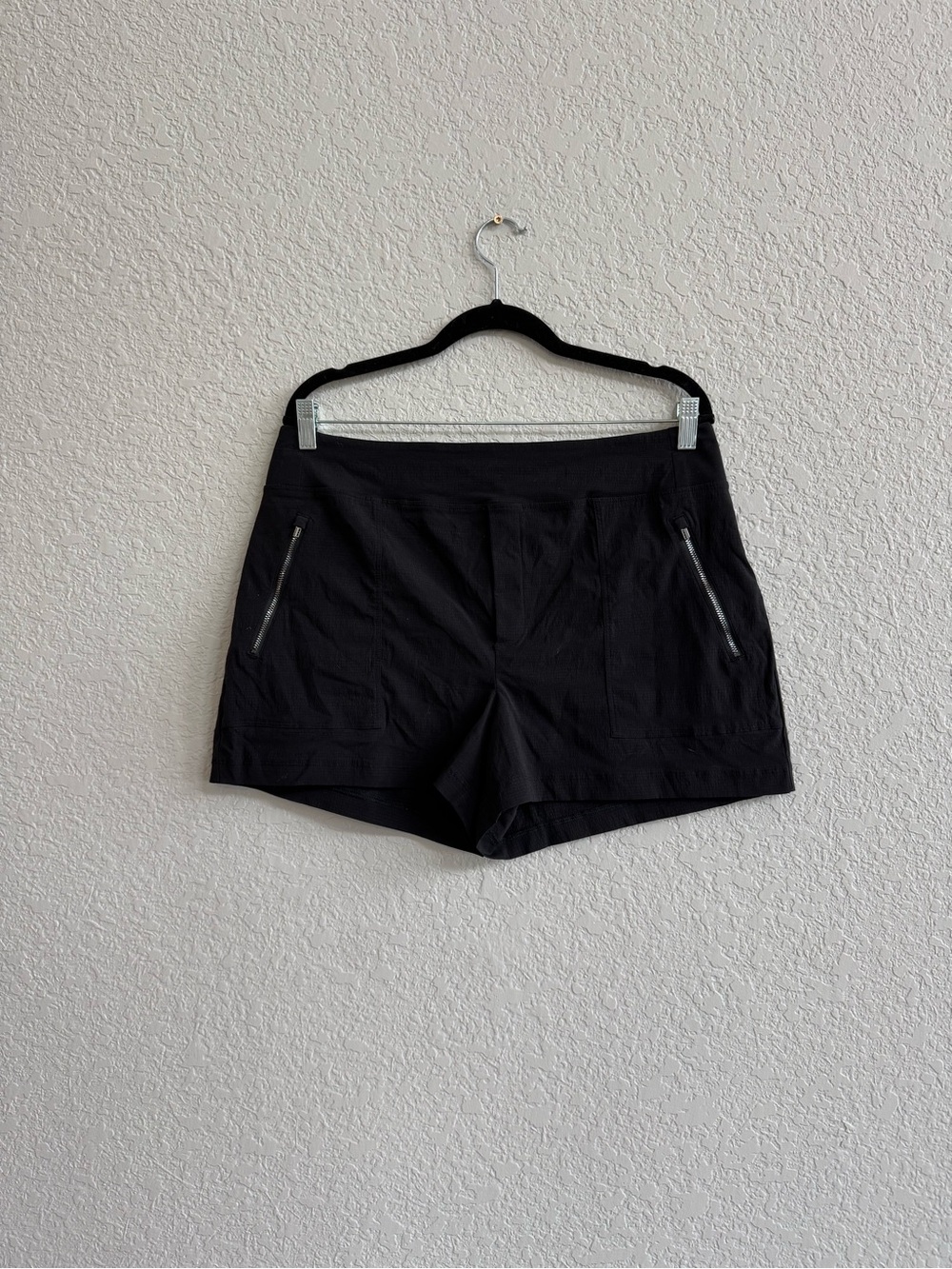 Athleta Black Cargo Shorts with Zip Pockets